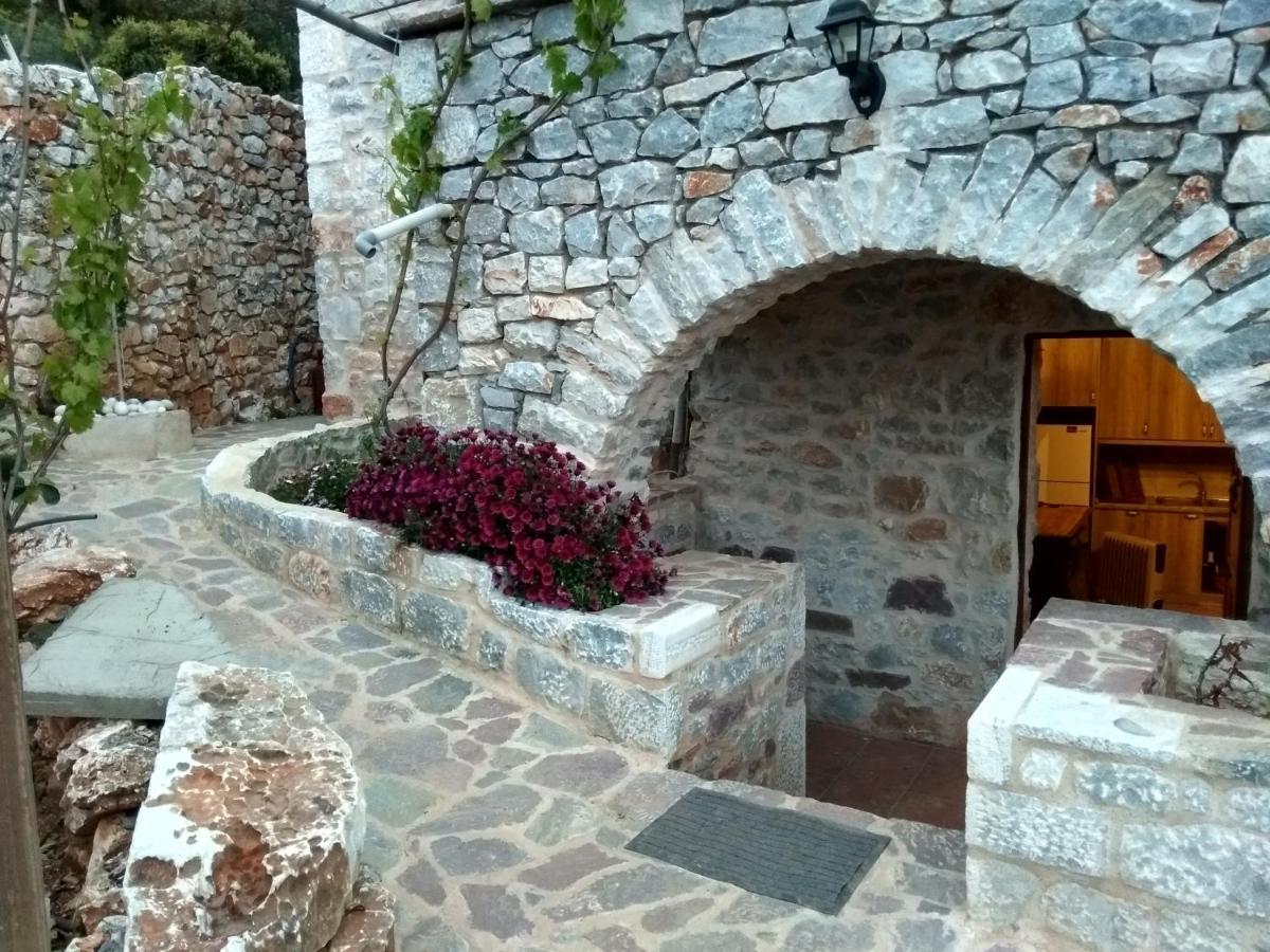 Find Your Peace In A Traditional Country House!! Láyia Exterior foto