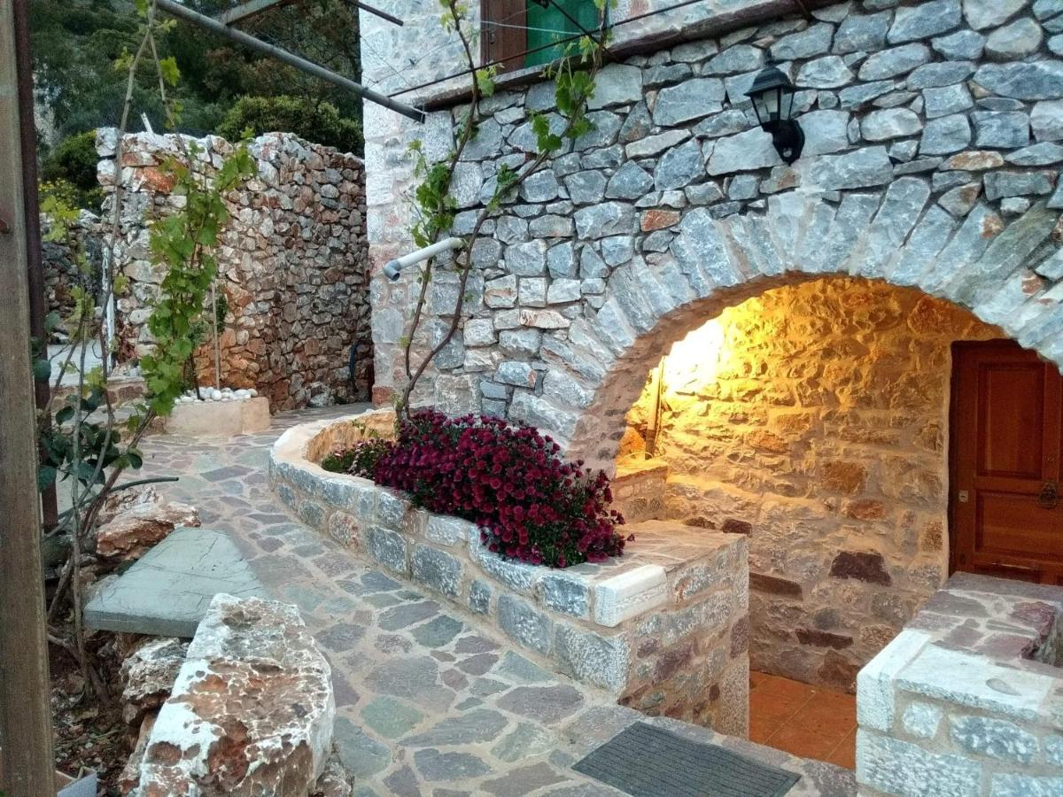 Find Your Peace In A Traditional Country House!! Láyia Exterior foto
